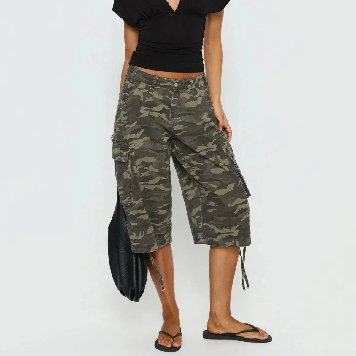 Short cargo long femme à motif camouflage