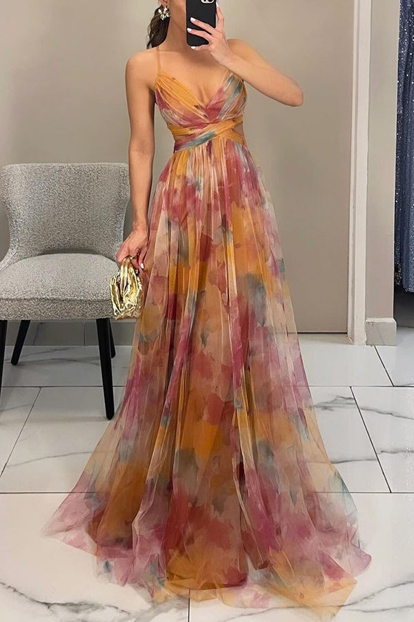 Robe longue femme multicolore à fines bretelles décolleté en V fluide moderne