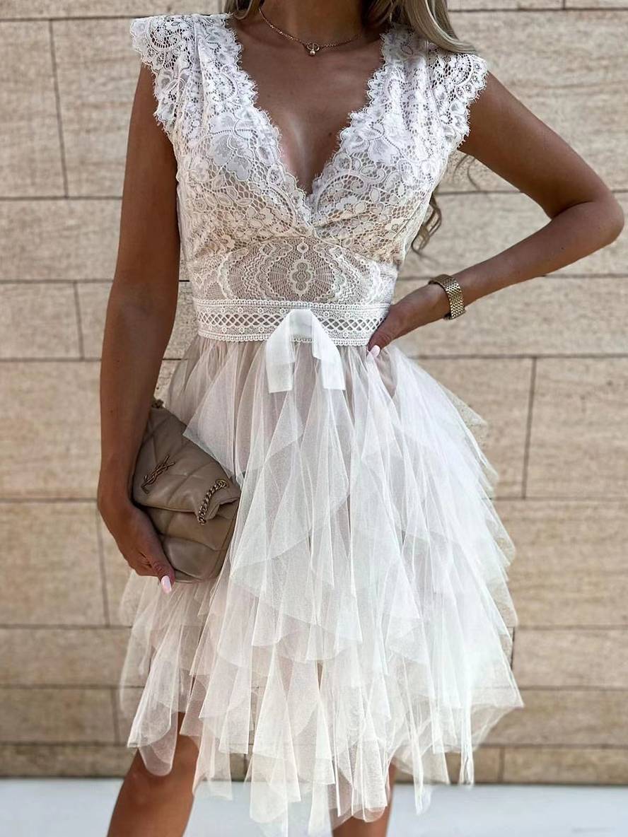 Robe Courte Tulle Volants Dentelle Élégance Soirée moderne