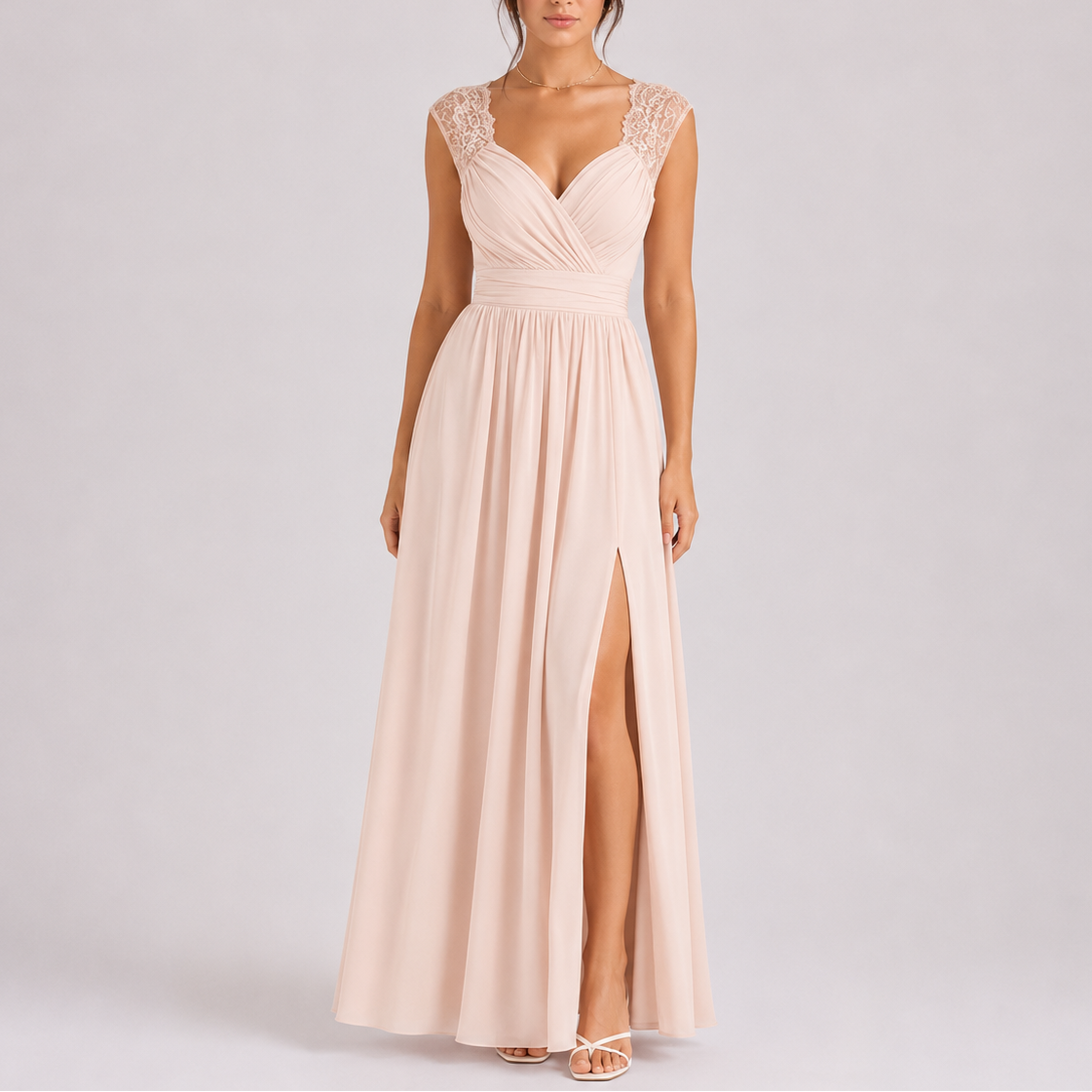 Robe longue femme avec dentelle aux épaules et fente latérale