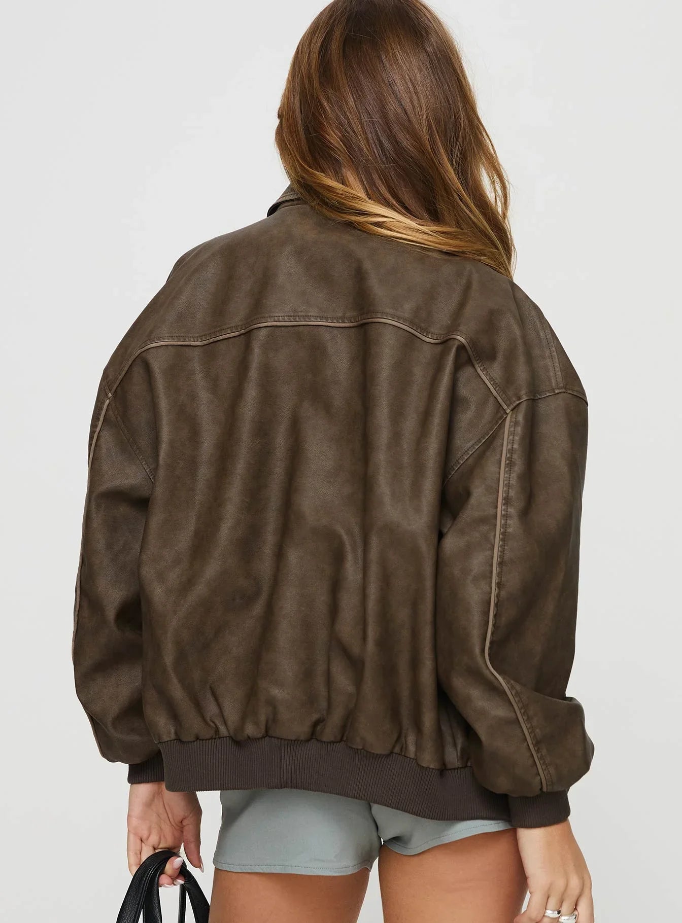 Blouson bomber femme coupe ample