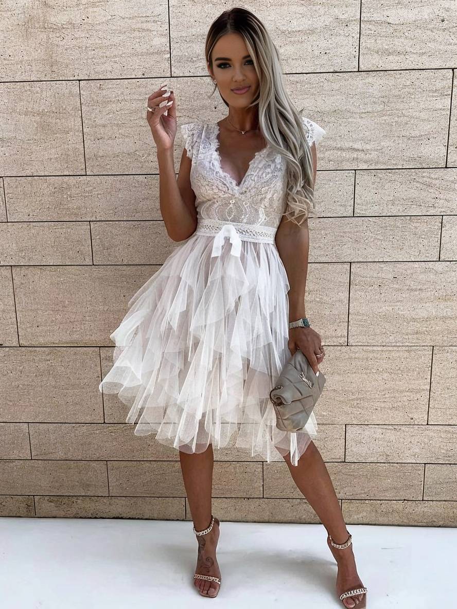 Robe Courte Tulle Volants Dentelle Élégance Soirée moderne