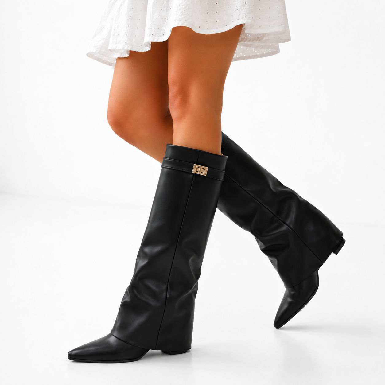 Bottes hautes femme en similicuir végan, bout pointu