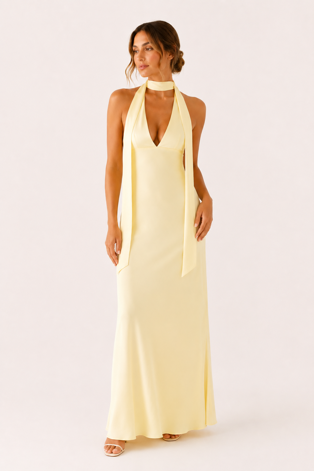 Robe longue femme encolure licou élégant